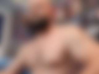 HugeMuscles's Live Sex Cam Show