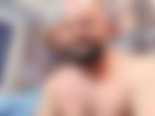 HugeMuscles's Live Sex Cam Show