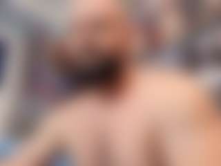 HugeMuscles's Live Sex Cam Show
