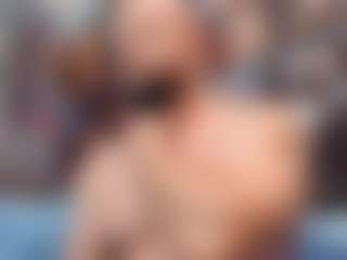 HugeMuscles's Live Sex Cam Show