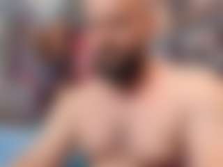 HugeMuscles's Live Sex Cam Show