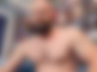 HugeMuscles's Live Sex Cam Show