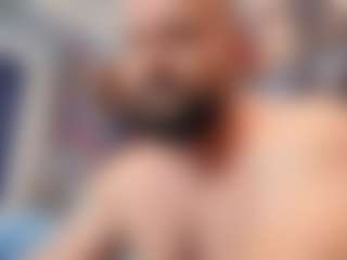 HugeMuscles's Live Sex Cam Show