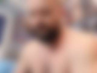 HugeMuscles's Live Sex Cam Show