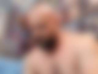 HugeMuscles's Live Sex Cam Show