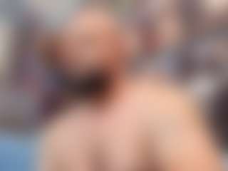 HugeMuscles's Live Sex Cam Show