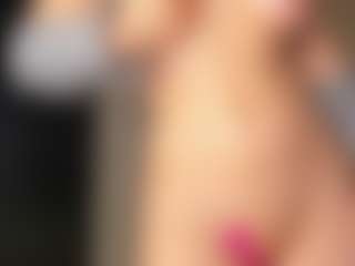 Live cam show with MoonLovee - BBW on Stripli.com | oman