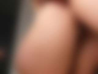 MoonLovee's Live Sex Cam Show