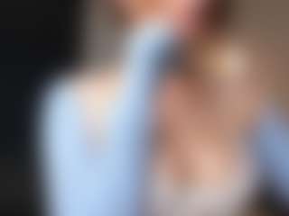MoonLovee's Live Sex Cam Show
