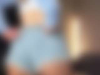 MoonLovee's Live Sex Cam Show