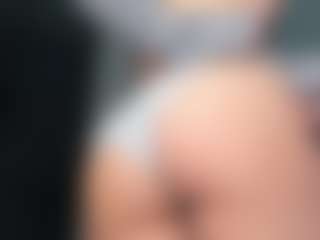 MoonLovee's Live Sex Cam Show