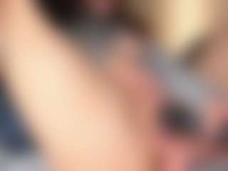 MoonLovee's Live Sex Cam Show