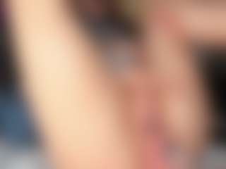 MoonLovee's Live Sex Cam Show