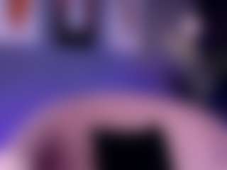 Sami Hills's Live Sex Cam Show