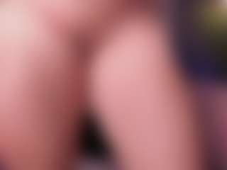 Sami Hills's Live Sex Cam Show