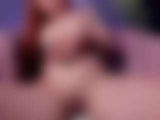 Live cam show with Sami Hills - Camel Toe on liverealitysex.com