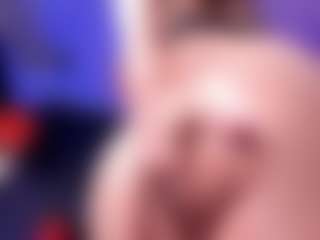 Live cam show with Sami Hills - Facial Piercings on fapnchat