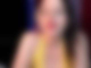 Live cam show with Mia - Dirty Talk on TeamSkeetLive