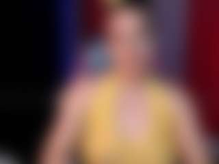 Mia's Live Sex Cam Show