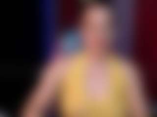 Mia's Live Sex Cam Show