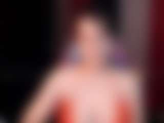 Live cam show with Mia - Blowjob on Milfs Live