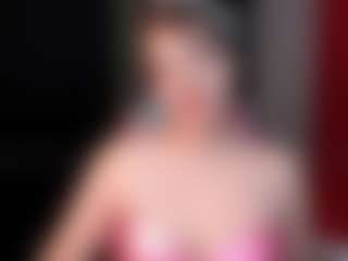 Mia's Live Sex Cam Show