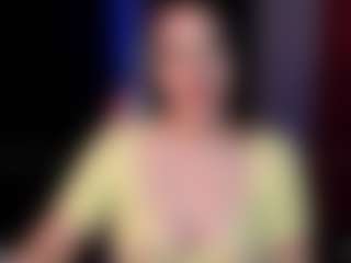 Mia's Live Sex Cam Show