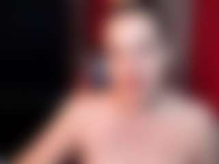 Mia's Live Sex Cam Show