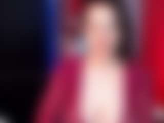 Mia's Live Sex Cam Show