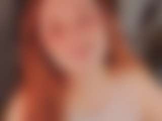 Live cam show with Carolina - Red Hair on Soda Cam