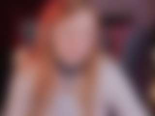Live cam show with Carolina - Red Hair on Camsoda