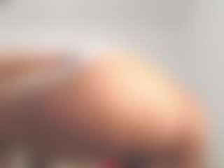 Live cam show with samy-brown - Bedroom Mature on Livezox