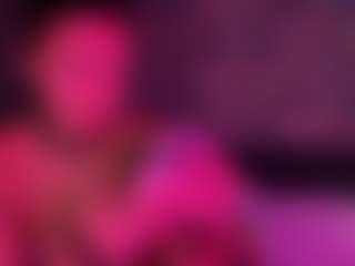 xoxgoldie's Live Sex Cam Show