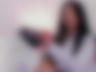 Live cam show with Cylie Lee - Teen (18+) on liverealitysex.com