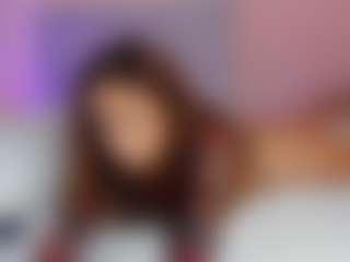 Live cam show with Briana Thompson - Shaved Pussy on SinfulBabes