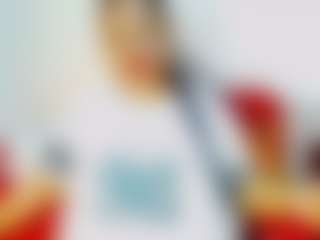 CocoFlames75 MILF webcam performer live streaming