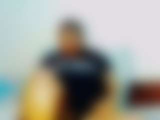 CocoFlames75 MILF webcam performer live streaming
