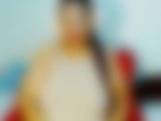 CocoFlames75 MILF webcam performer live streaming