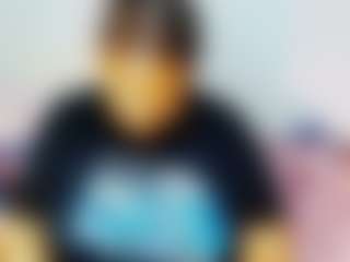 CocoFlames75 MILF webcam performer live streaming