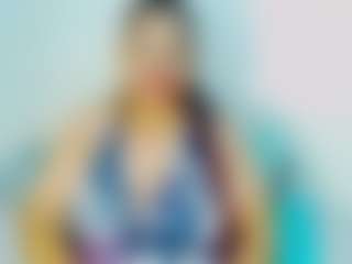 CocoFlames75 MILF webcam performer live streaming