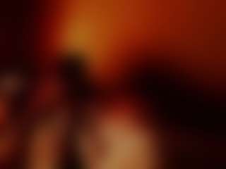 Live cam show with CocoFlames75 - Ebony MILF on Soda Cam