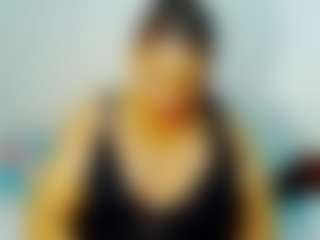CocoFlames75 MILF webcam performer live streaming