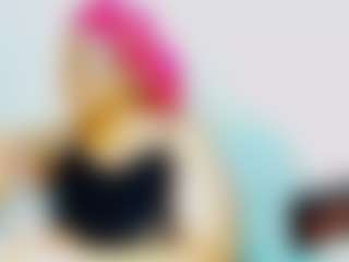 CocoFlames75 MILF webcam performer live streaming