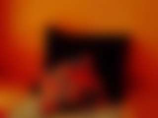 CocoFlames75's Live Sex Cam Show