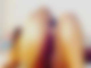 CocoFlames75 MILF webcam performer live streaming