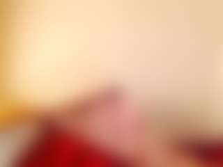 Live cam show with CocoFlames75 - Black Middle Aged on SxyPornLive