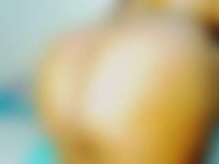 Live cam show with CocoFlames75 - Living Room on TottyGirls