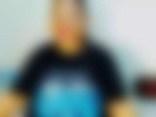 CocoFlames75 MILF webcam performer live streaming