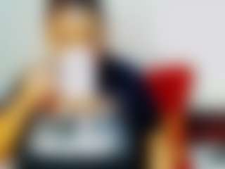 Live cam show with CocoFlames75 - Black MILF on Latina Girls