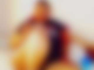 CocoFlames75 MILF webcam performer live streaming